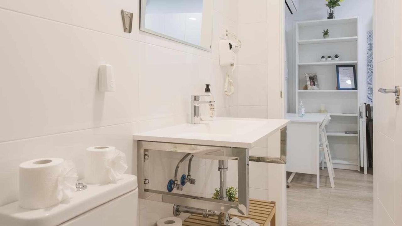 Apartamentos Dimax By Toledo Ap Esterno foto