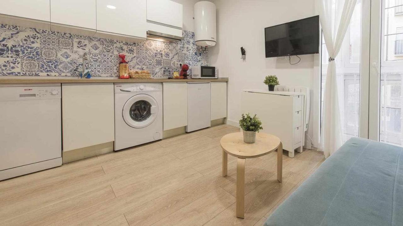 Apartamentos Dimax By Toledo Ap Esterno foto