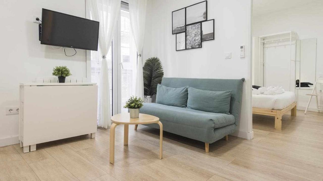 Apartamentos Dimax By Toledo Ap Esterno foto